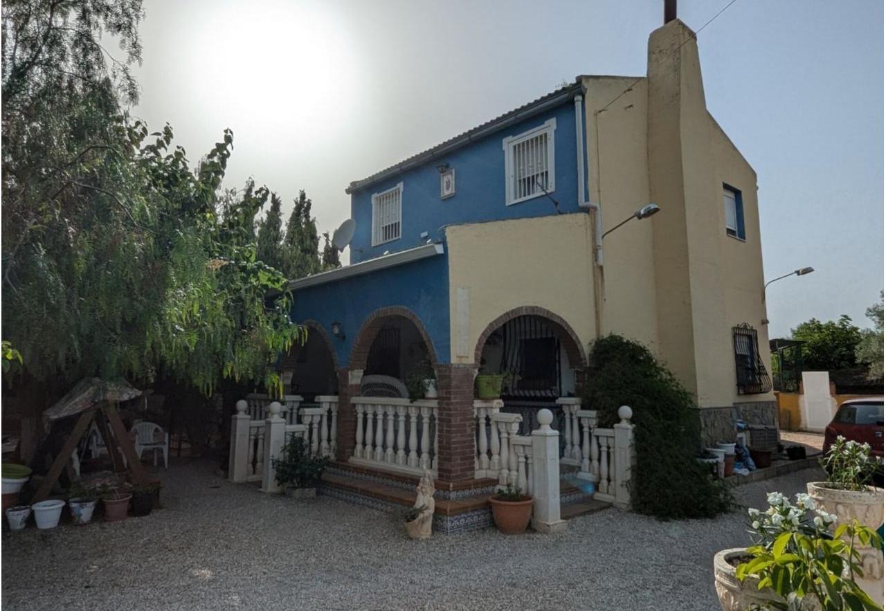 17571546833-1.jpg Country house with 4 bedrooms and 2 bathrooms in SAX | Ref: SCH-5268