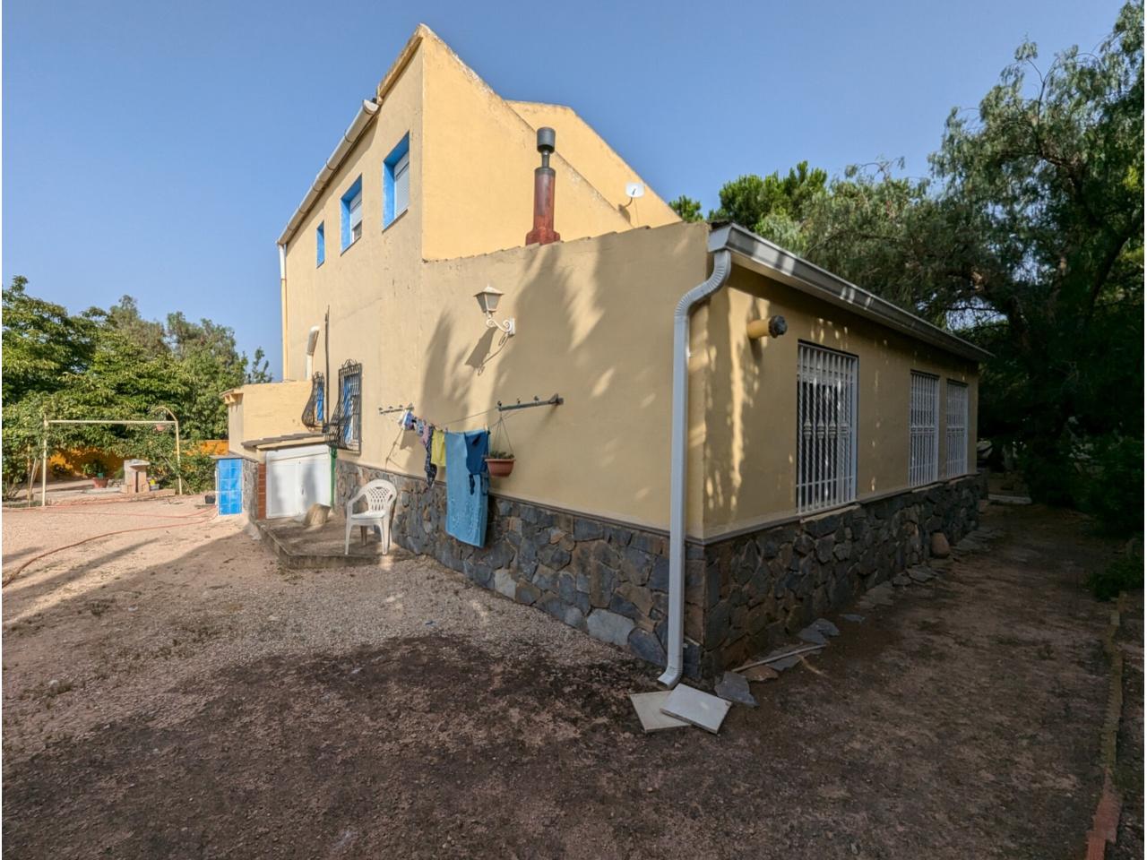 17571546834-2.jpg Country house with 4 bedrooms and 2 bathrooms in SAX | Ref: SCH-5268
