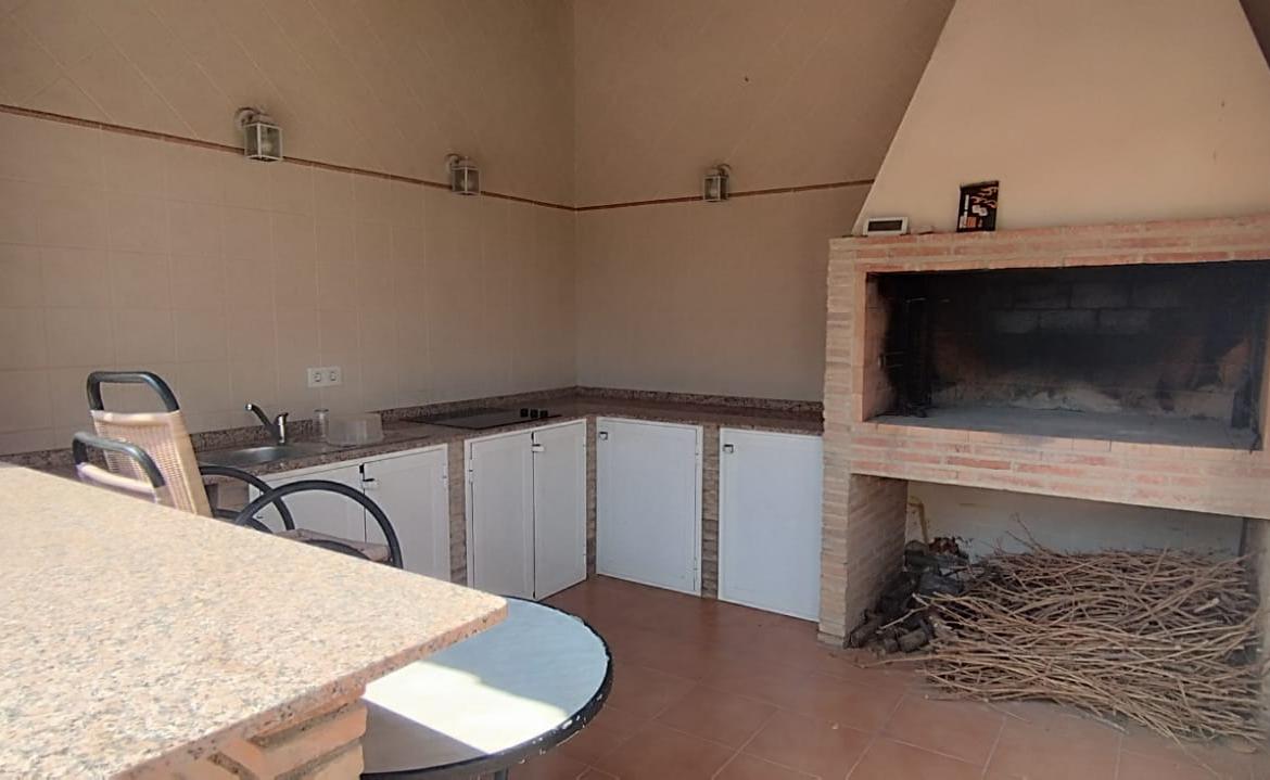 Country house with 4 bedrooms and 4 bathrooms in ELCHE | Ref: SCH-5273