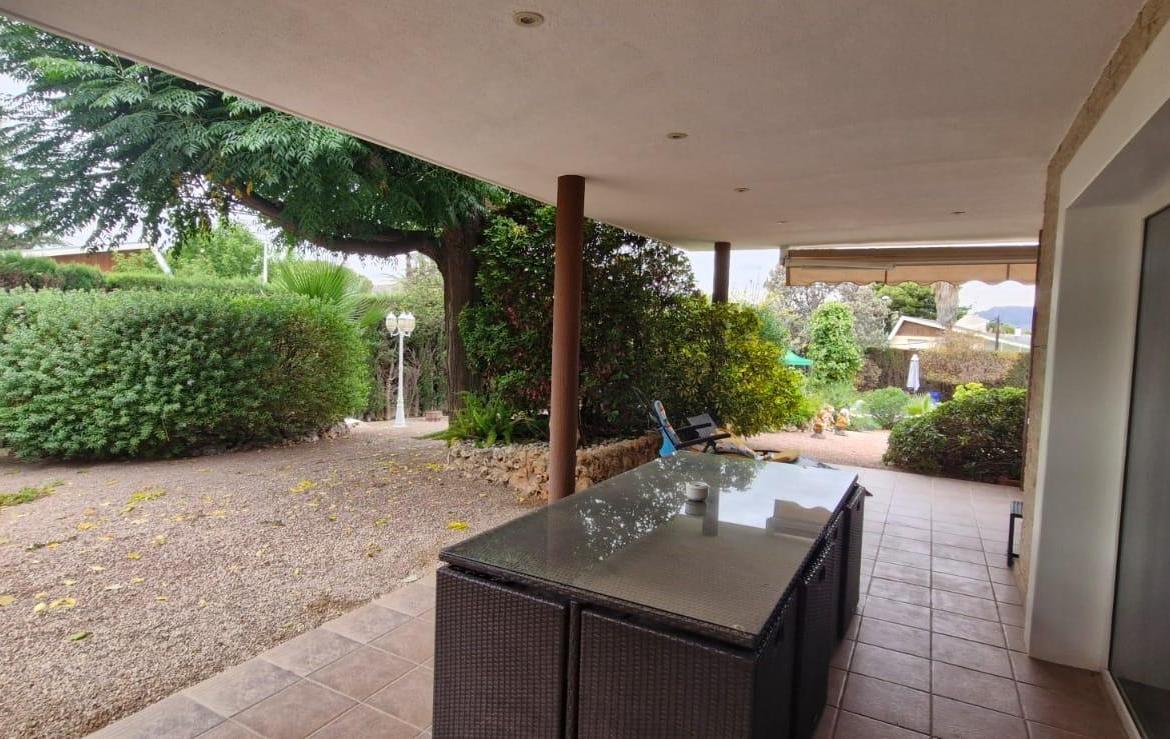 Country house with 4 bedrooms and 3 bathrooms in PETRER | Ref: SCH-5279