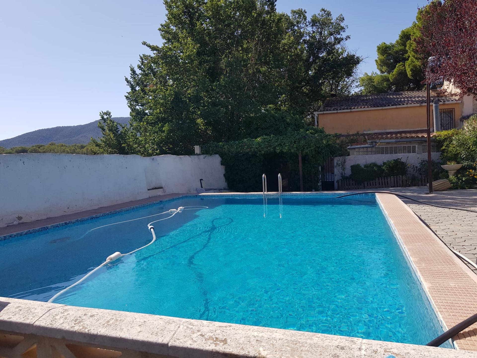 Country house with 5 bedrooms and 2 bathrooms in MONOVAR | Ref: SCH-5282