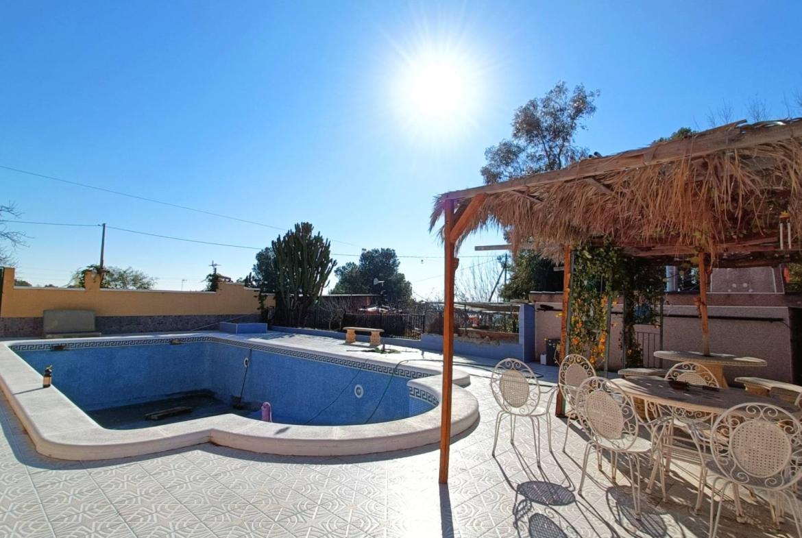 Country house with 4 bedrooms and 2 bathrooms in LA ROMANA | Ref: SCH-5289