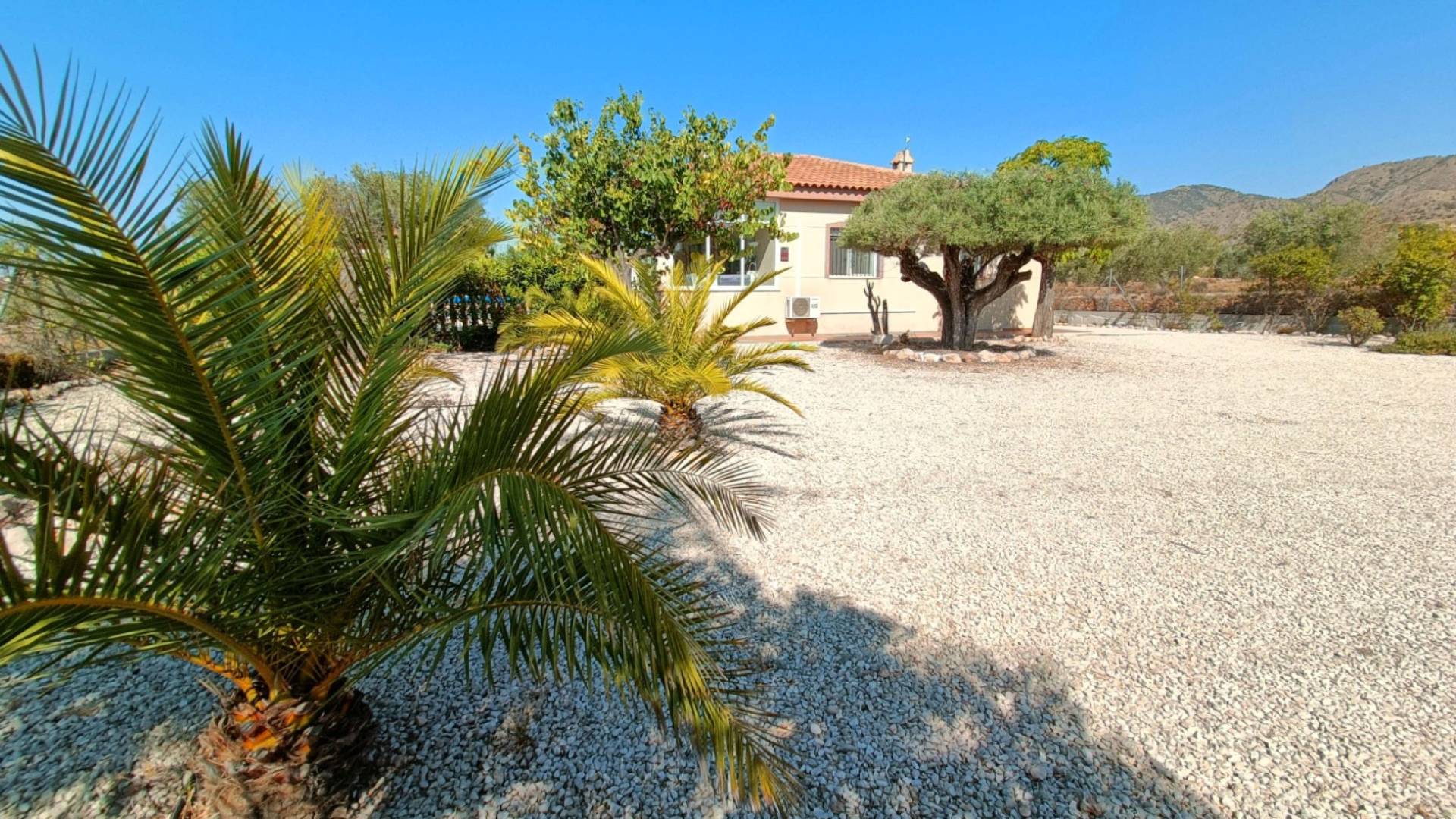 Country house with 3 bedrooms and 2 bathrooms in Macisvenda | Ref: SCH-5292