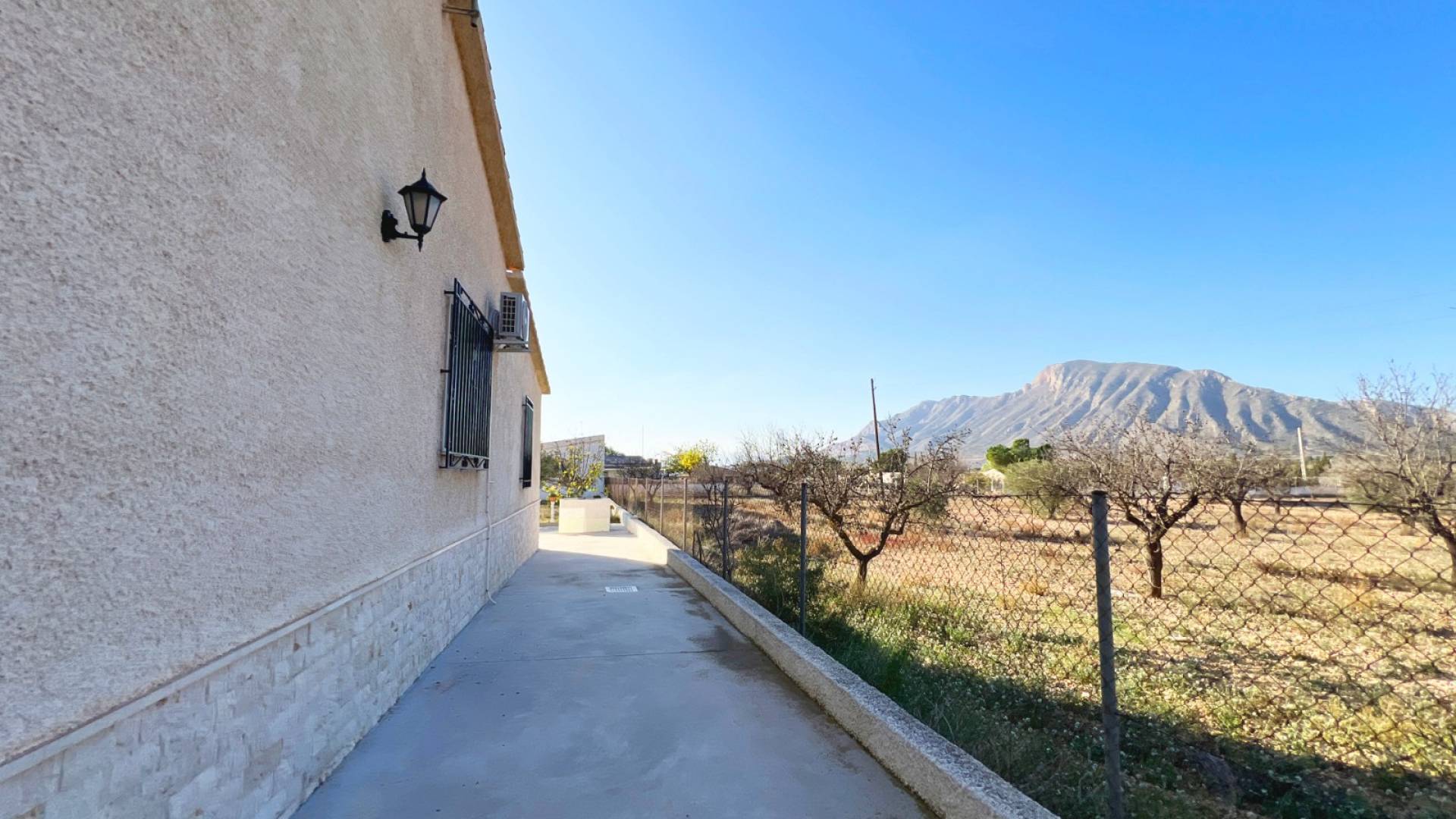 17605591626-7.jpg Country house with 4 bedrooms and 2 bathrooms in Barbaroja | Ref: SCH-5293