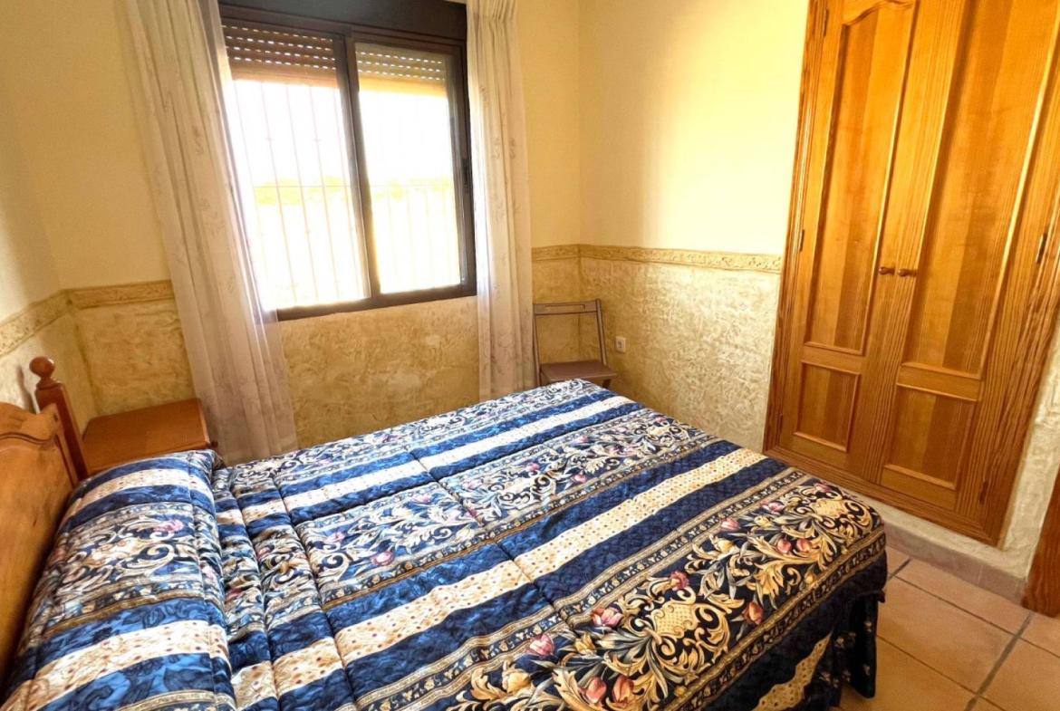 Country house with 4 bedrooms and 2 bathrooms in ASPE | Ref: SCH-5296