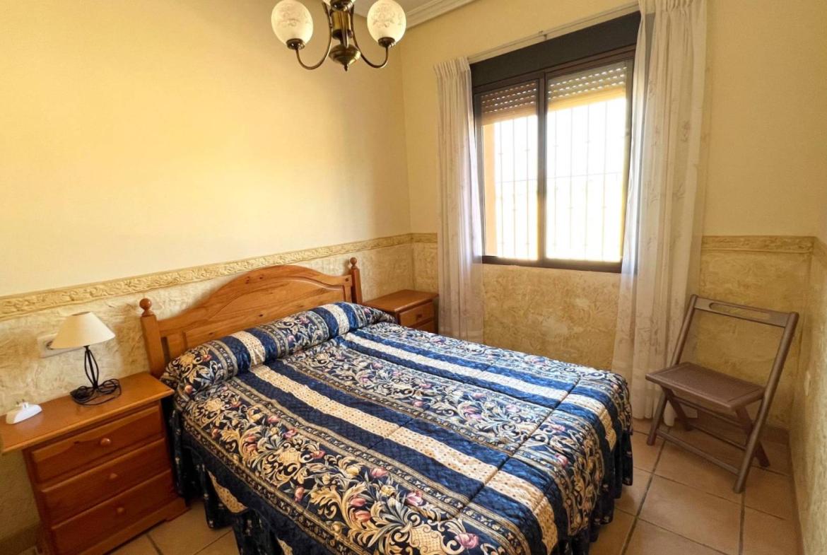 Country house with 4 bedrooms and 2 bathrooms in ASPE | Ref: SCH-5296