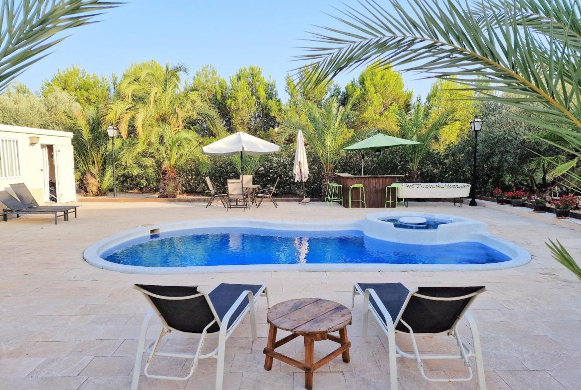 Country house with 5 bedrooms and 2 bathrooms in MONOVAR | Ref: SCH-5297