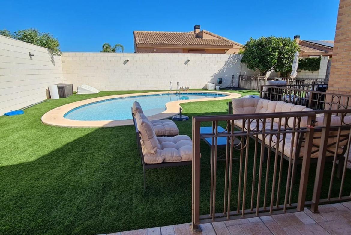 Country house with 4 bedrooms and 2 bathrooms in MUTXAMIEL | Ref: SCH-5094