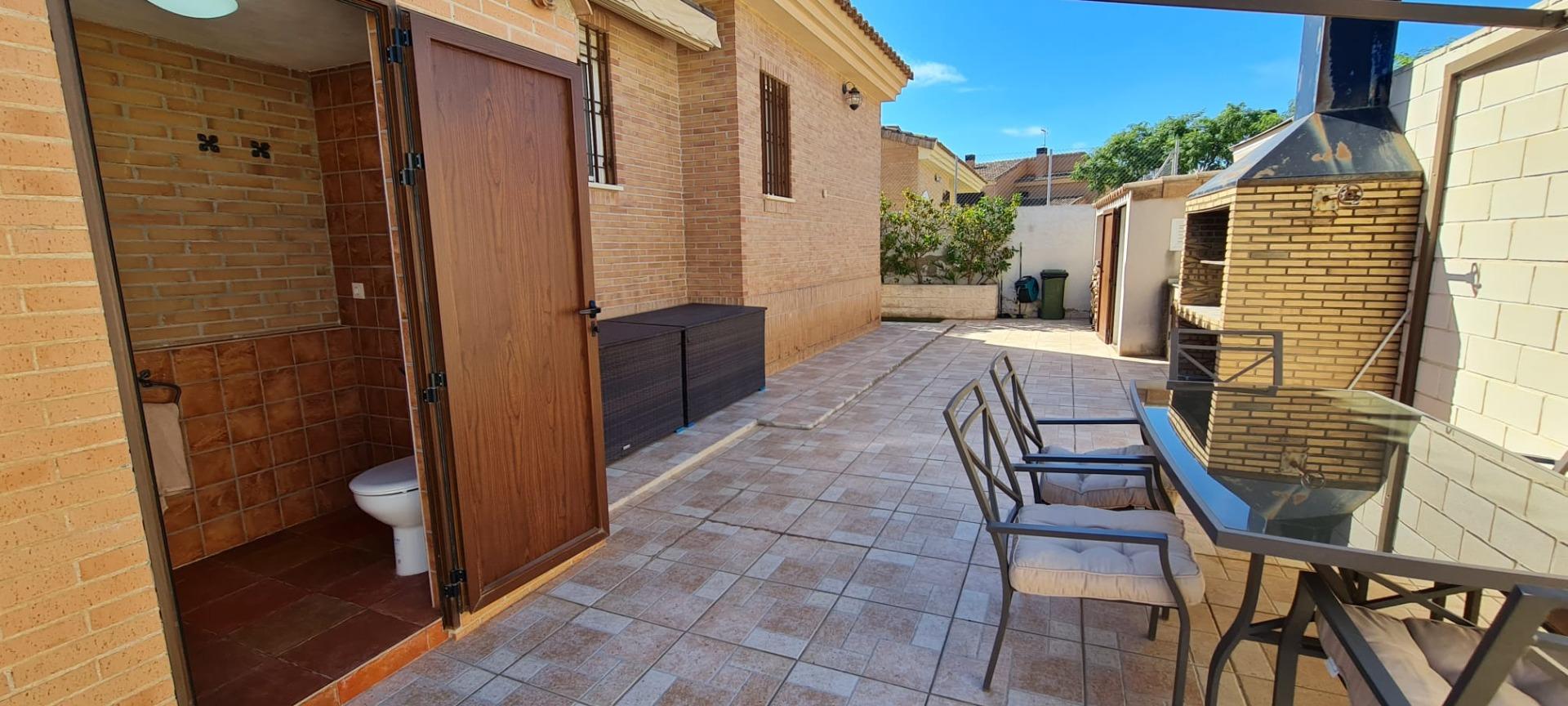 Country house with 4 bedrooms and 2 bathrooms in MUTXAMIEL | Ref: SCH-5094