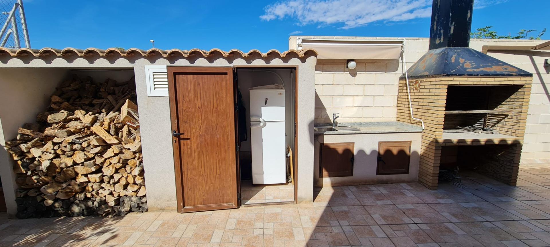 Country house with 4 bedrooms and 2 bathrooms in MUTXAMIEL | Ref: SCH-5094