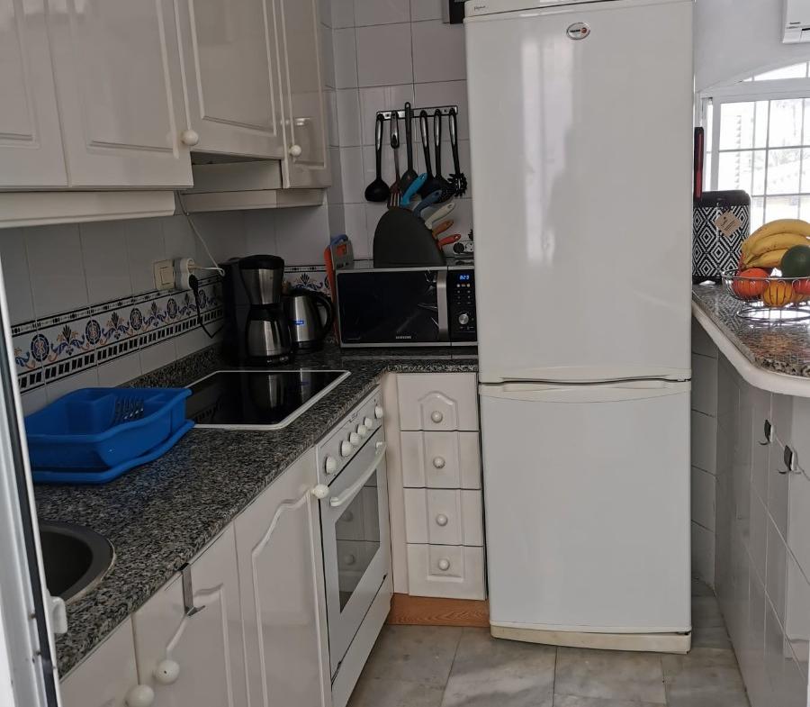 Apartment with 2 bedrooms and 1 bathroom in Torrevieja | Ref: VA5360
