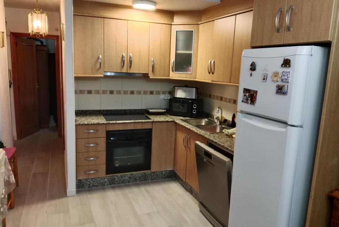 Apartment with 2 bedrooms and 1 bathroom in GUARDAMAR DEL SEGURA | Ref: SCH-5305