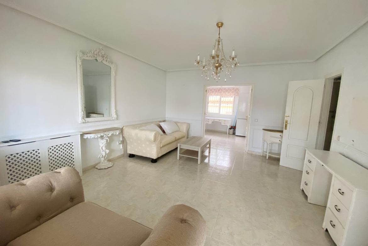 Townhouse with 2 bedrooms and 2 bathrooms in Benijófar | Ref: VA5371
