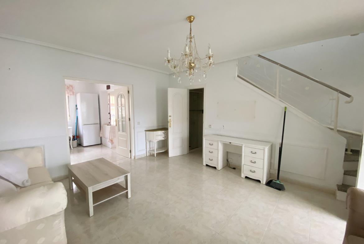 Townhouse with 2 bedrooms and 2 bathrooms in Benijófar | Ref: VA5371