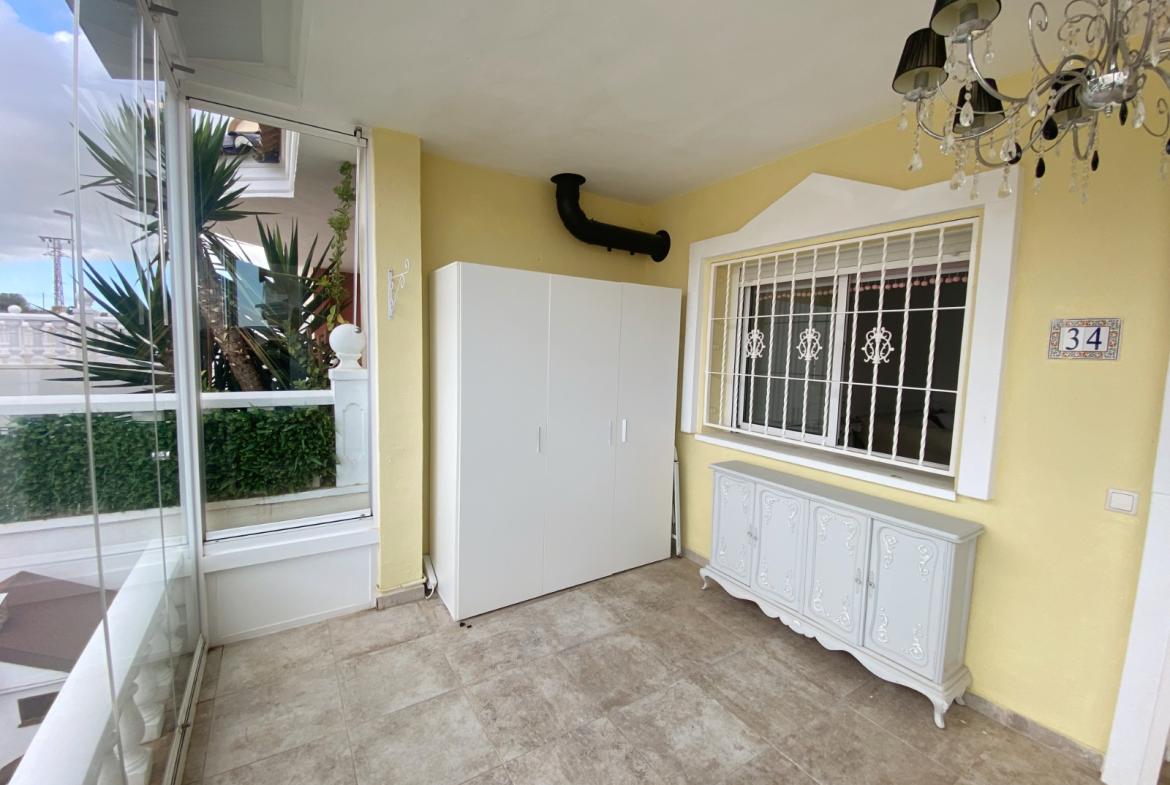 Townhouse with 2 bedrooms and 2 bathrooms in Benijófar | Ref: VA5371
