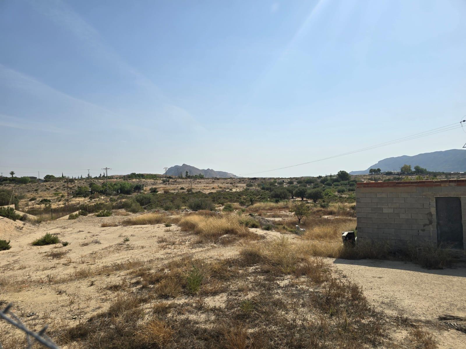 17675549187-9.jpg Country house with 3 bedrooms and 1 bathroom in Alicante | Ref: SCH-5328