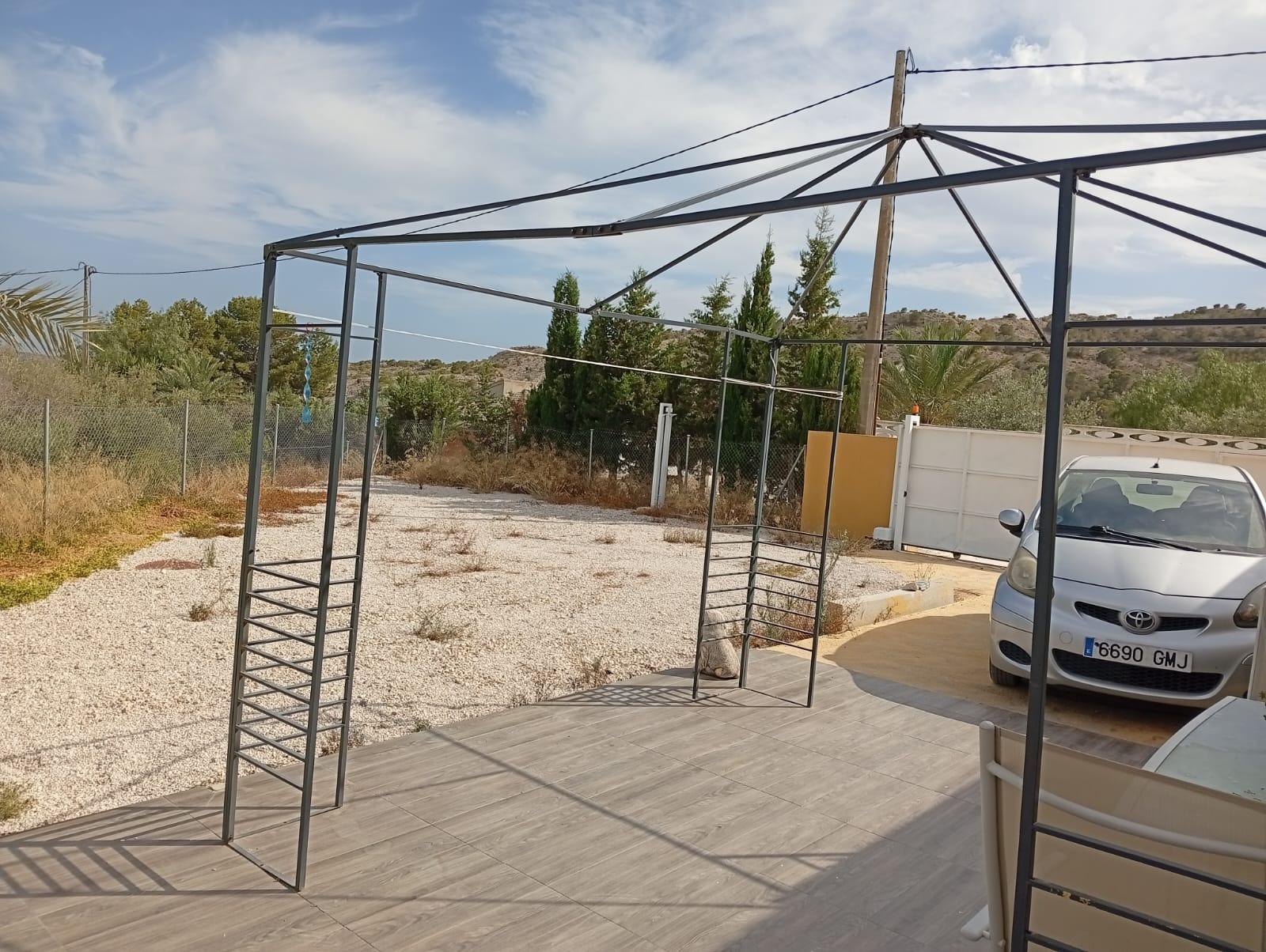 17675549188-10.jpg Country house with 3 bedrooms and 1 bathroom in Alicante | Ref: SCH-5328