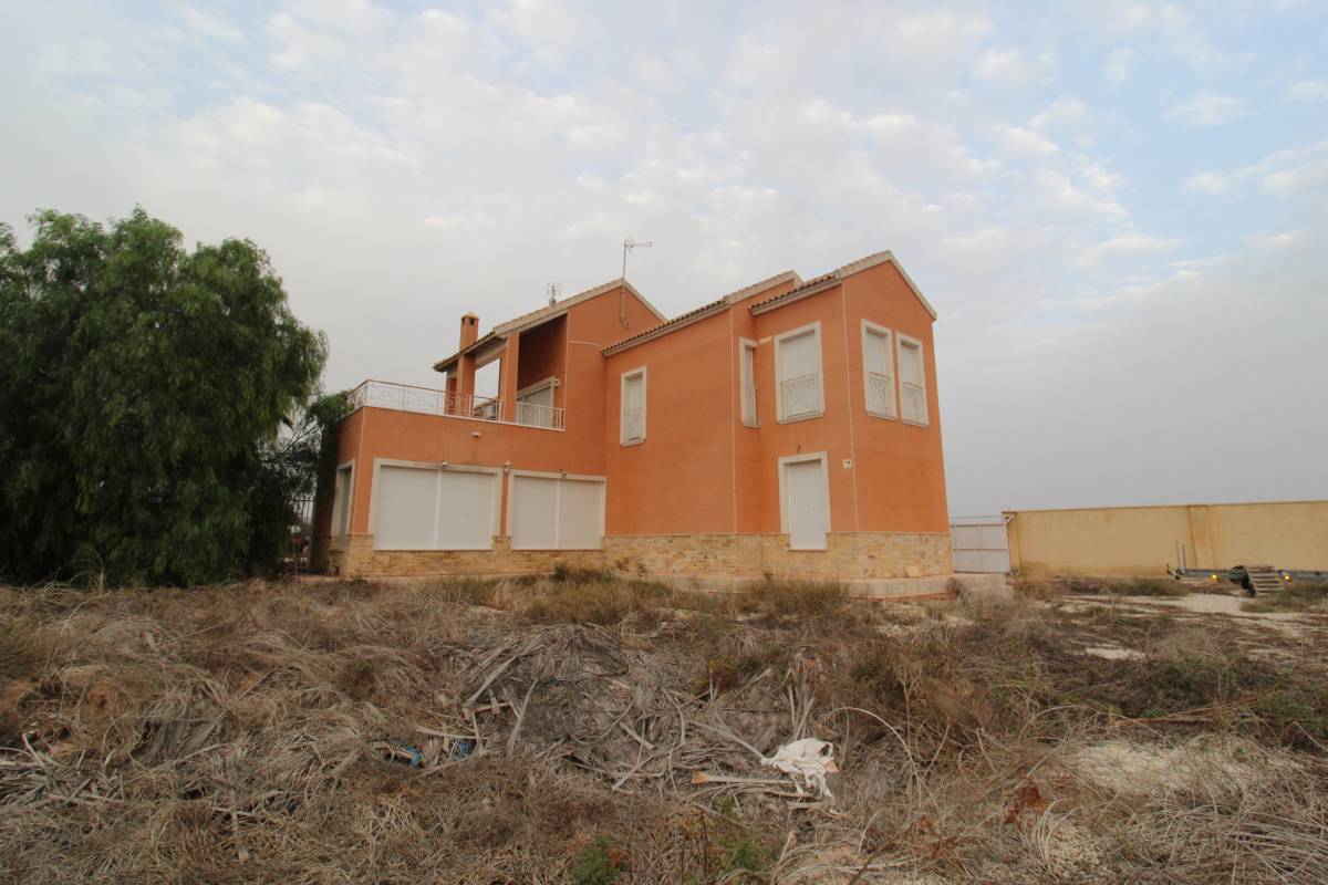 17682500242-3.jpg Country house with 6 bedrooms and 6 bathrooms in CREVILLENTE | Ref: SCH-5333