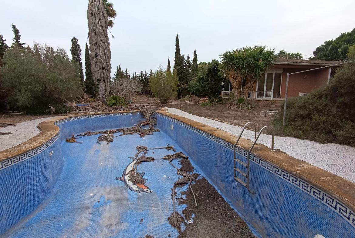 Country house with 6 bedrooms and 3 bathrooms in LA MARINA | Ref: SCH-5340