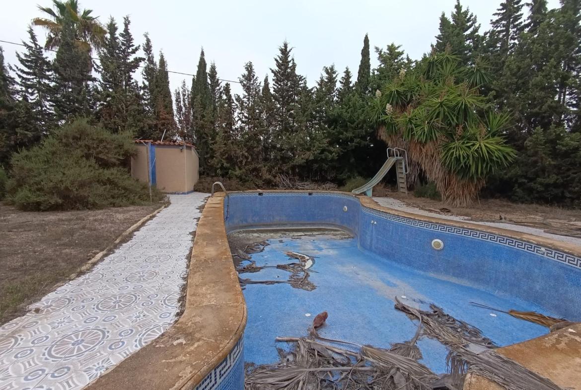 Country house with 6 bedrooms and 3 bathrooms in LA MARINA | Ref: SCH-5340