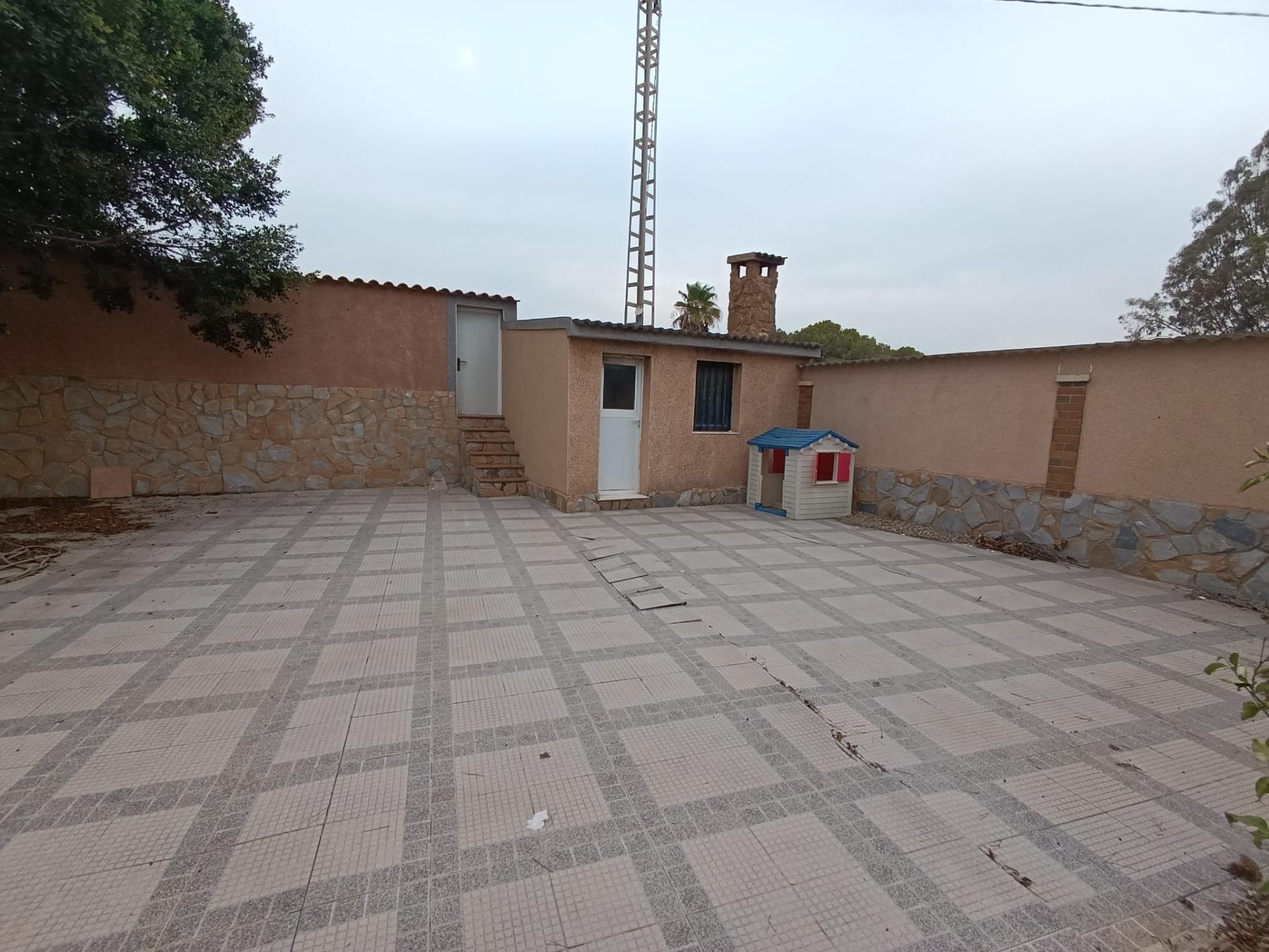 17698881357-8.jpg Country house with 6 bedrooms and 3 bathrooms in LA MARINA | Ref: SCH-5340