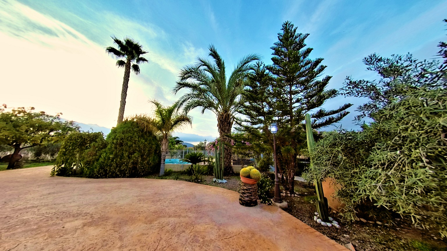 17702399184-5.jpg Country house with 3 bedrooms and 2 bathrooms in NOVELDA | Ref: SCH-5344