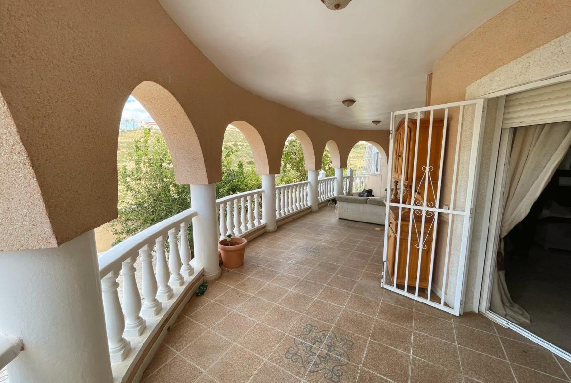 Villa with 5 bedrooms and 3 bathrooms in Ciudad Quesada | Ref: VA5383
