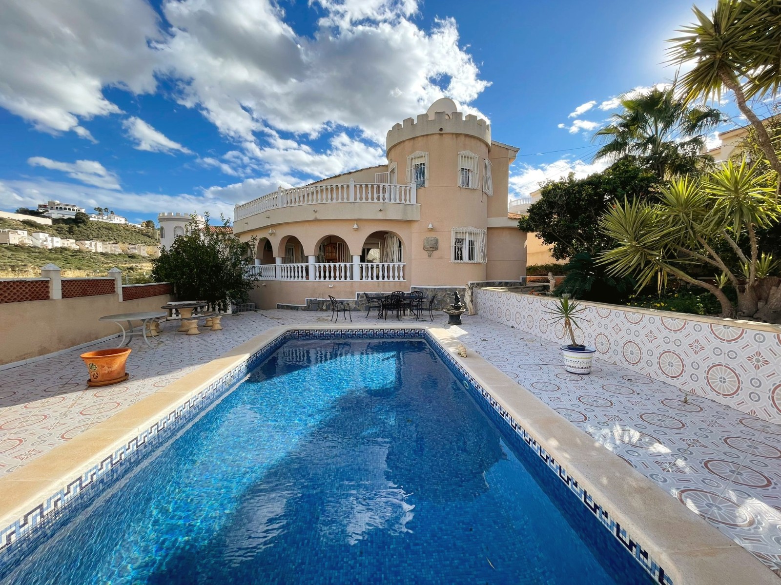 Villa with 5 bedrooms and 3 bathrooms in Ciudad Quesada | Ref: VA5383