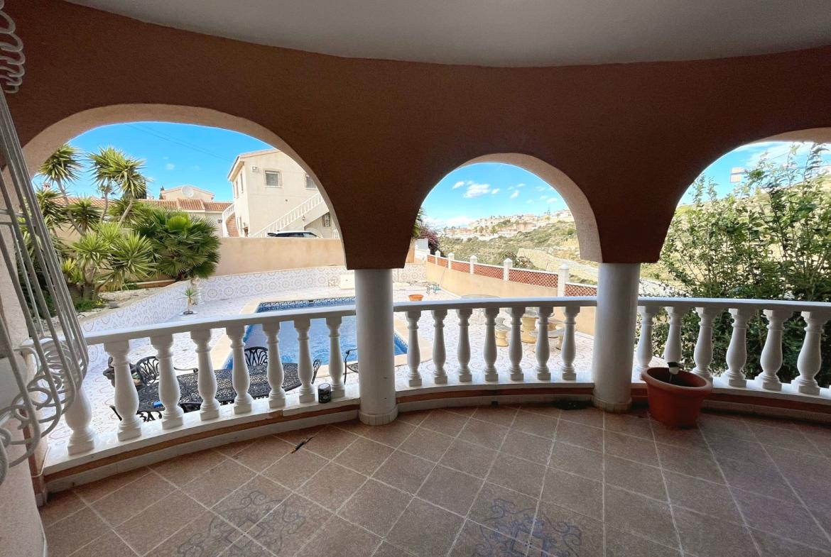 Villa with 5 bedrooms and 3 bathrooms in Ciudad Quesada | Ref: VA5383