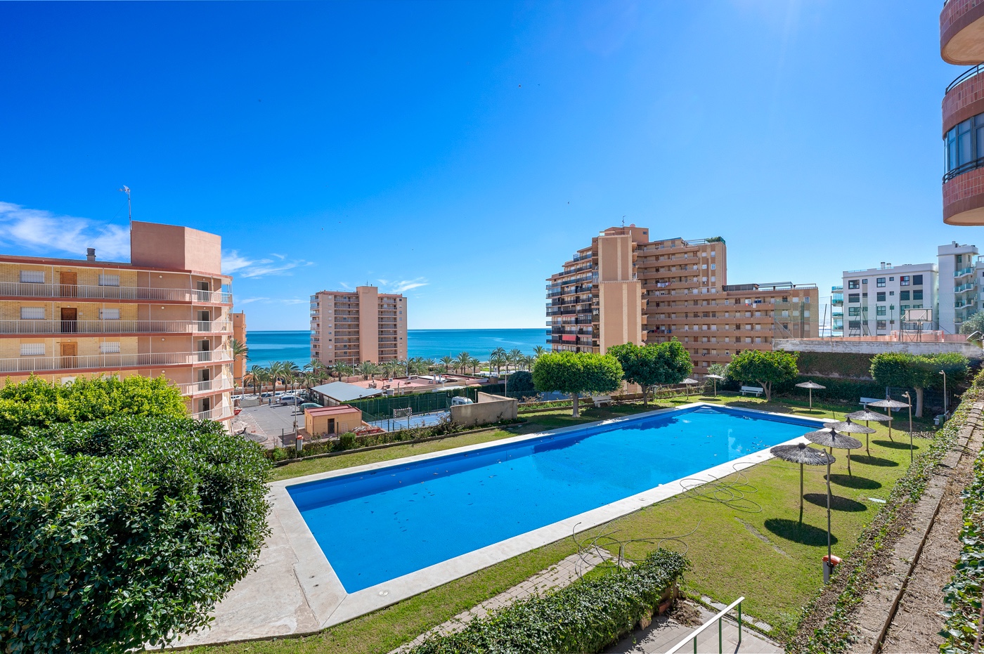 Apartment with 3 bedrooms and 1 bathroom in Arenales del Sol | Ref: JU-003524