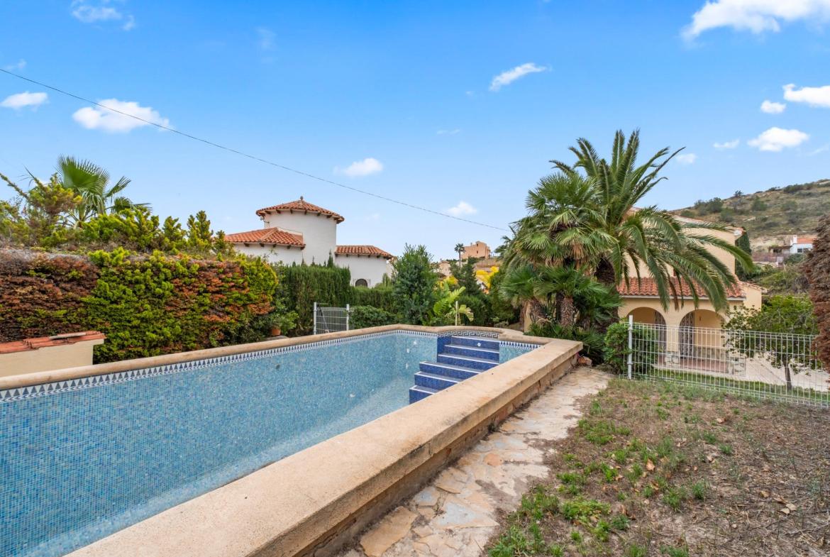 Country house with 4 bedrooms and 3 bathrooms in CAMPELLO | Ref: SCH-5353