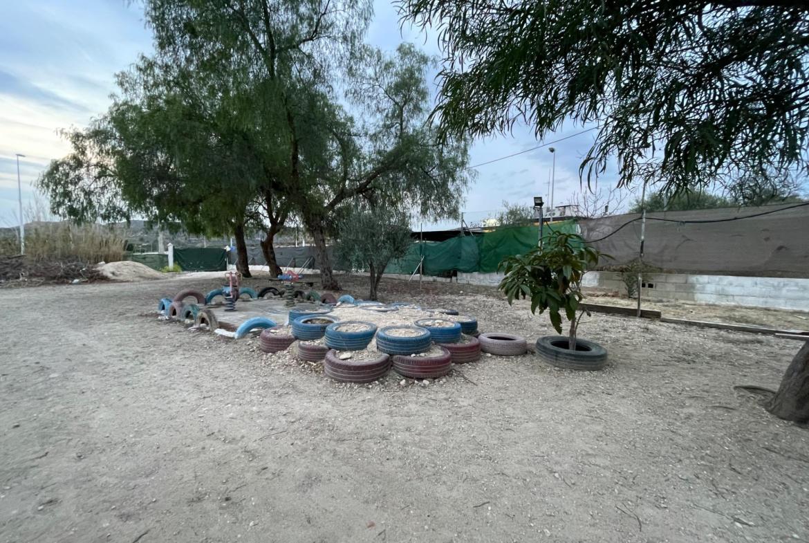 Country house with 5 bedrooms and 2 bathrooms in ELCHE | Ref: SCH-5358