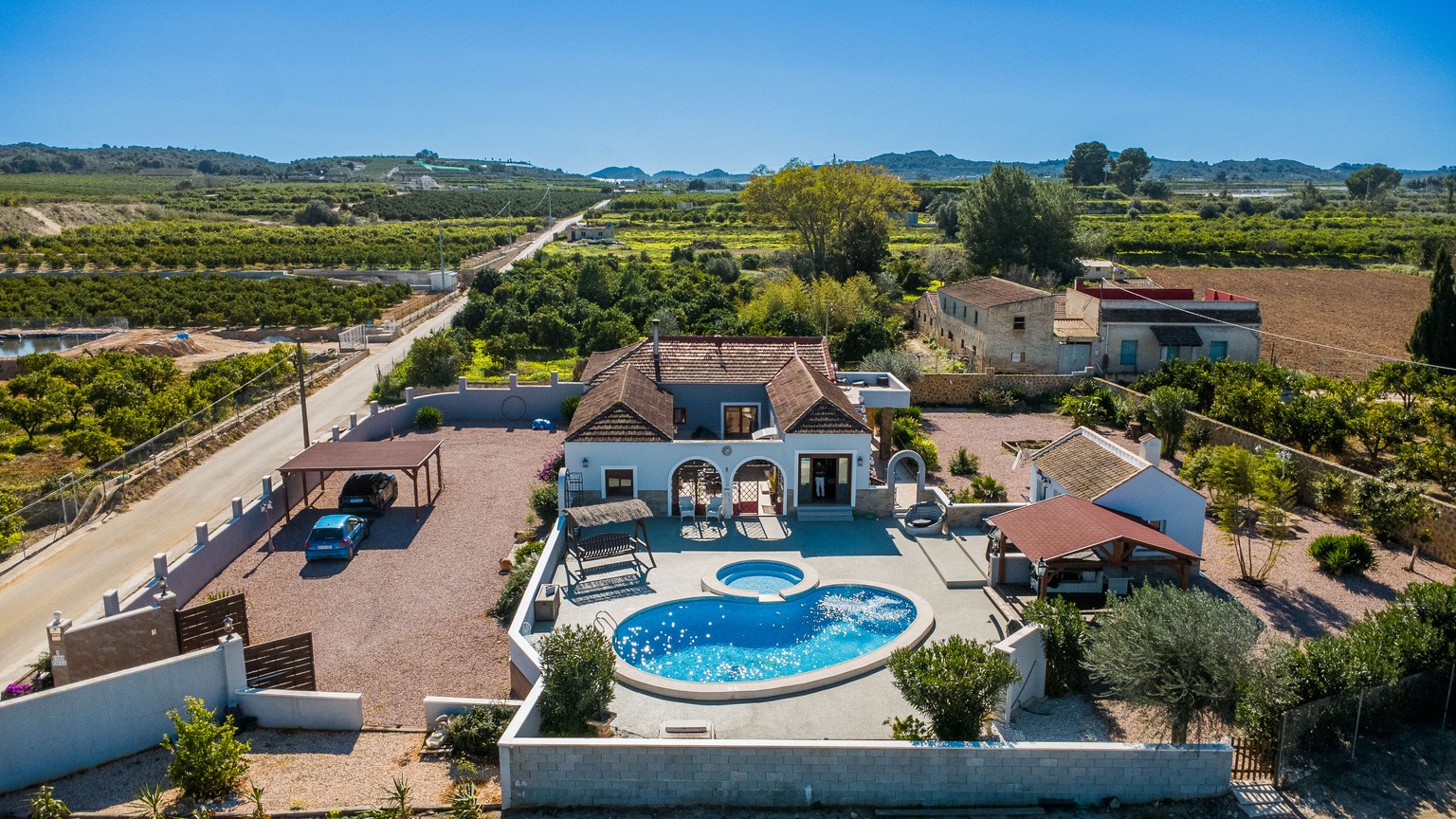 17733512328-8.jpg Country house with 7 bedrooms and 3 bathrooms in ORIHUELA | Ref: SCH-5361