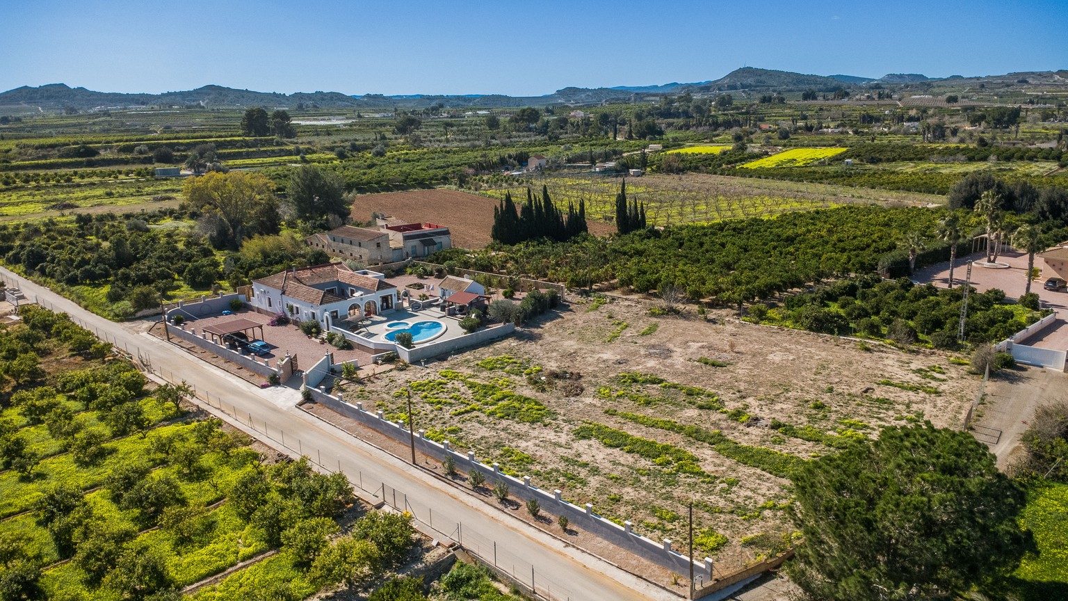 17733512329-9.jpg Country house with 7 bedrooms and 3 bathrooms in ORIHUELA | Ref: SCH-5361