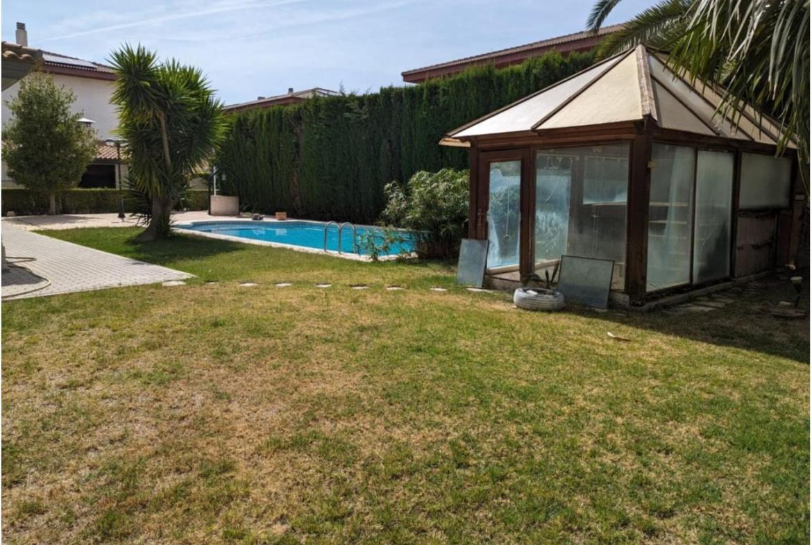 Country house with 4 bedrooms and 4 bathrooms in ELDA | Ref: SCH-5364