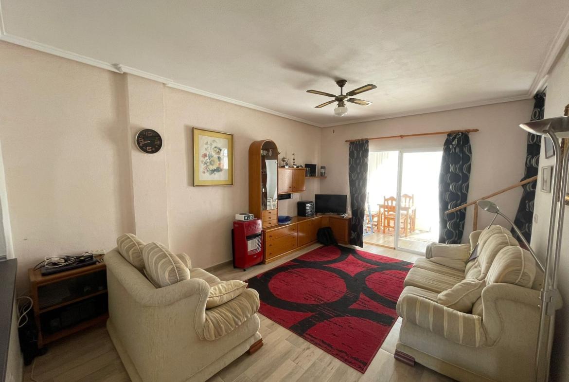 Townhouse with 2 bedrooms and 1 bathroom in Ciudad Quesada | Ref: VA5408