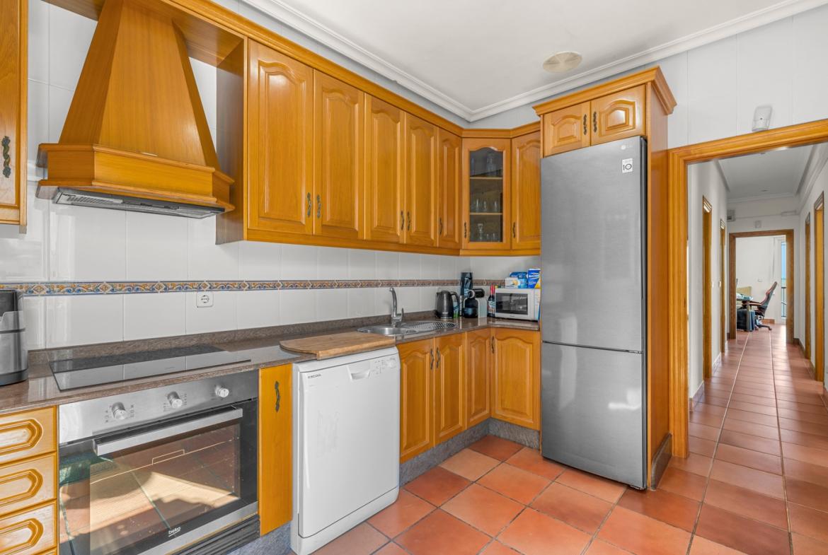 Bungalow with 3 bedrooms and 2 bathrooms in LOS URRUTIAS | Ref: SB-003557