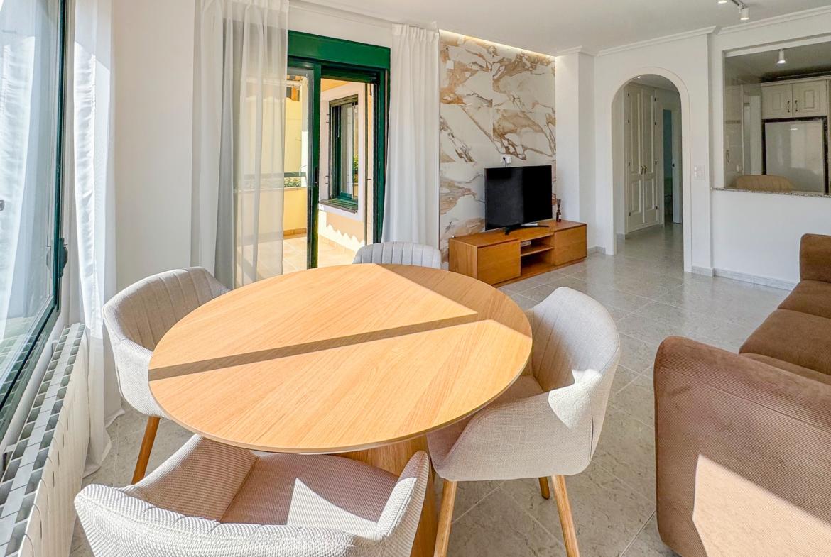 Apartment with 2 bedrooms and 2 bathrooms in Orihuela costa | Ref: A-003559
