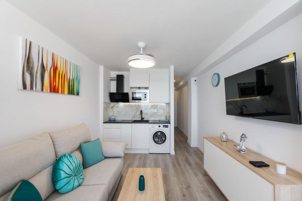 Apartment with 1 bedroom and 1 bathroom in Torrevieja | Ref: URE1063-D/6689