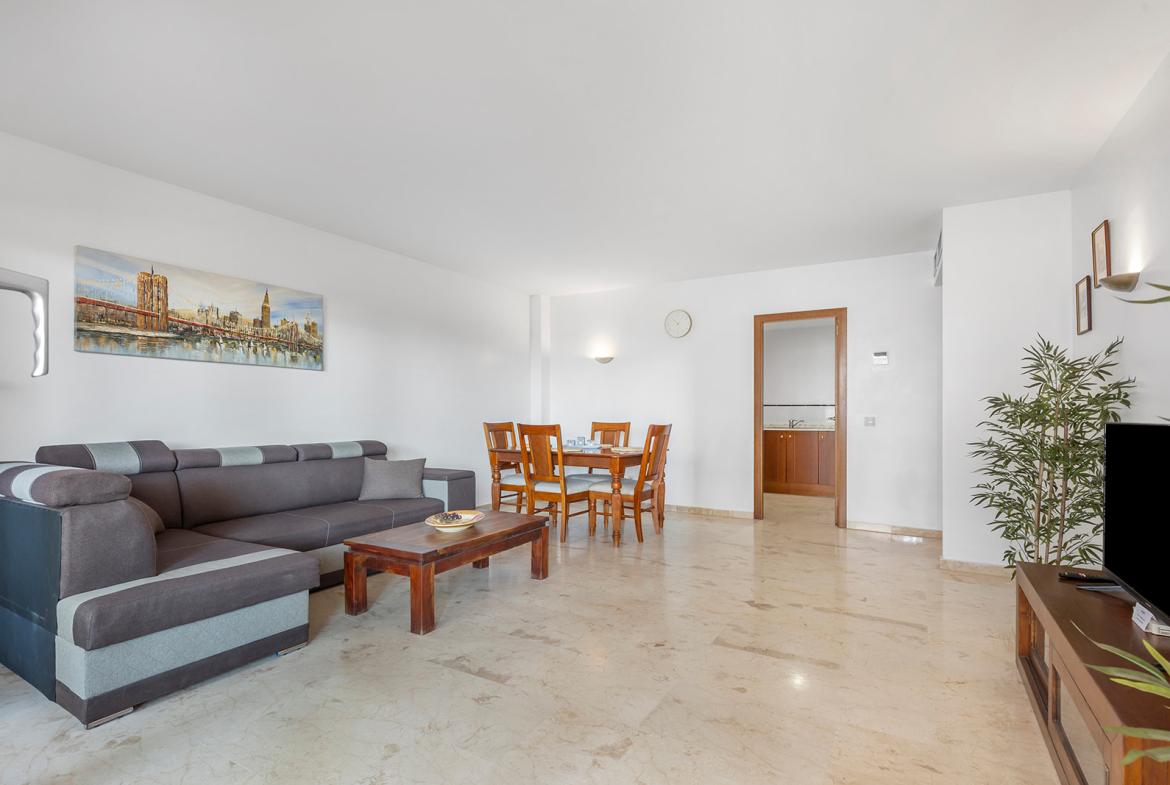 Apartment with 2 bedrooms and 2 bathrooms in Torrevieja | Ref: 4211