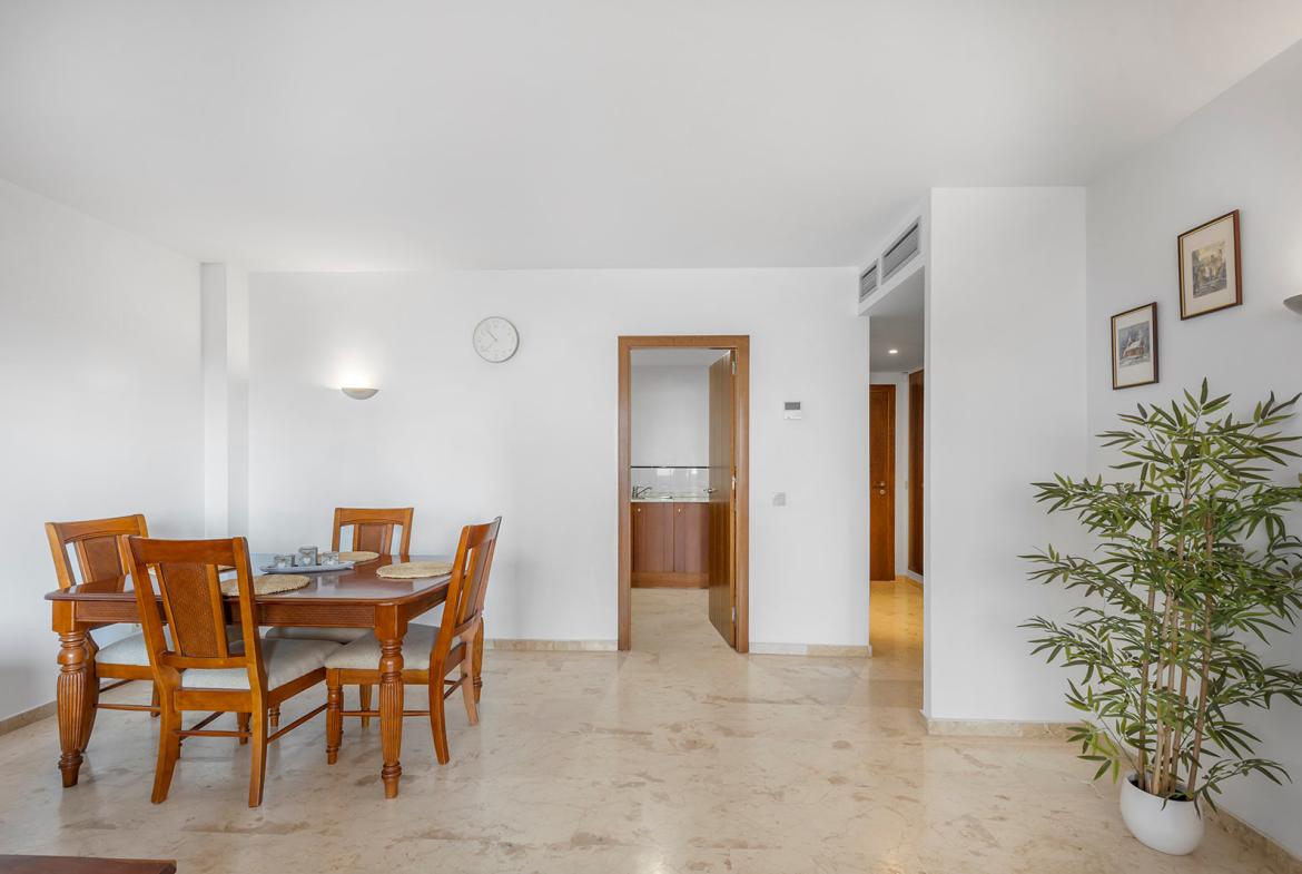 Apartment with 2 bedrooms and 2 bathrooms in Torrevieja | Ref: 4211