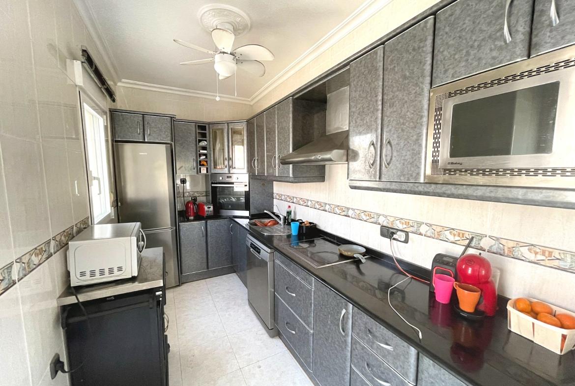 Detached villa with 4 bedrooms and 2 bathrooms in Ciudad Quesada | Ref: VA 5411