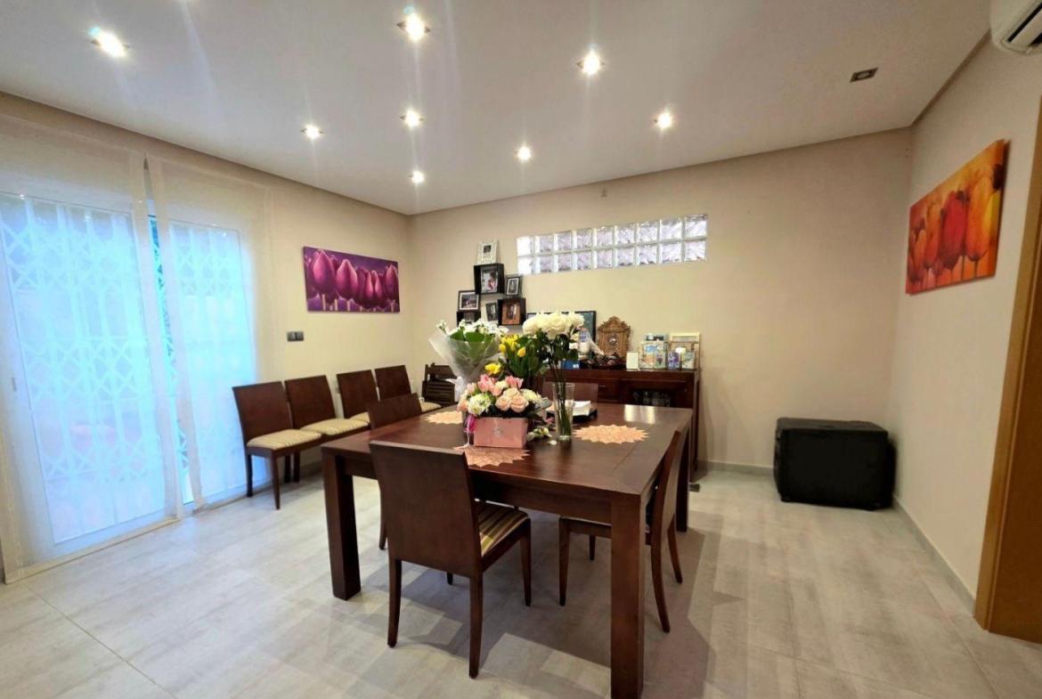 Villa with 5 bedrooms and 3 bathrooms in Dehesa de campoamor | Ref: URE5002/6689