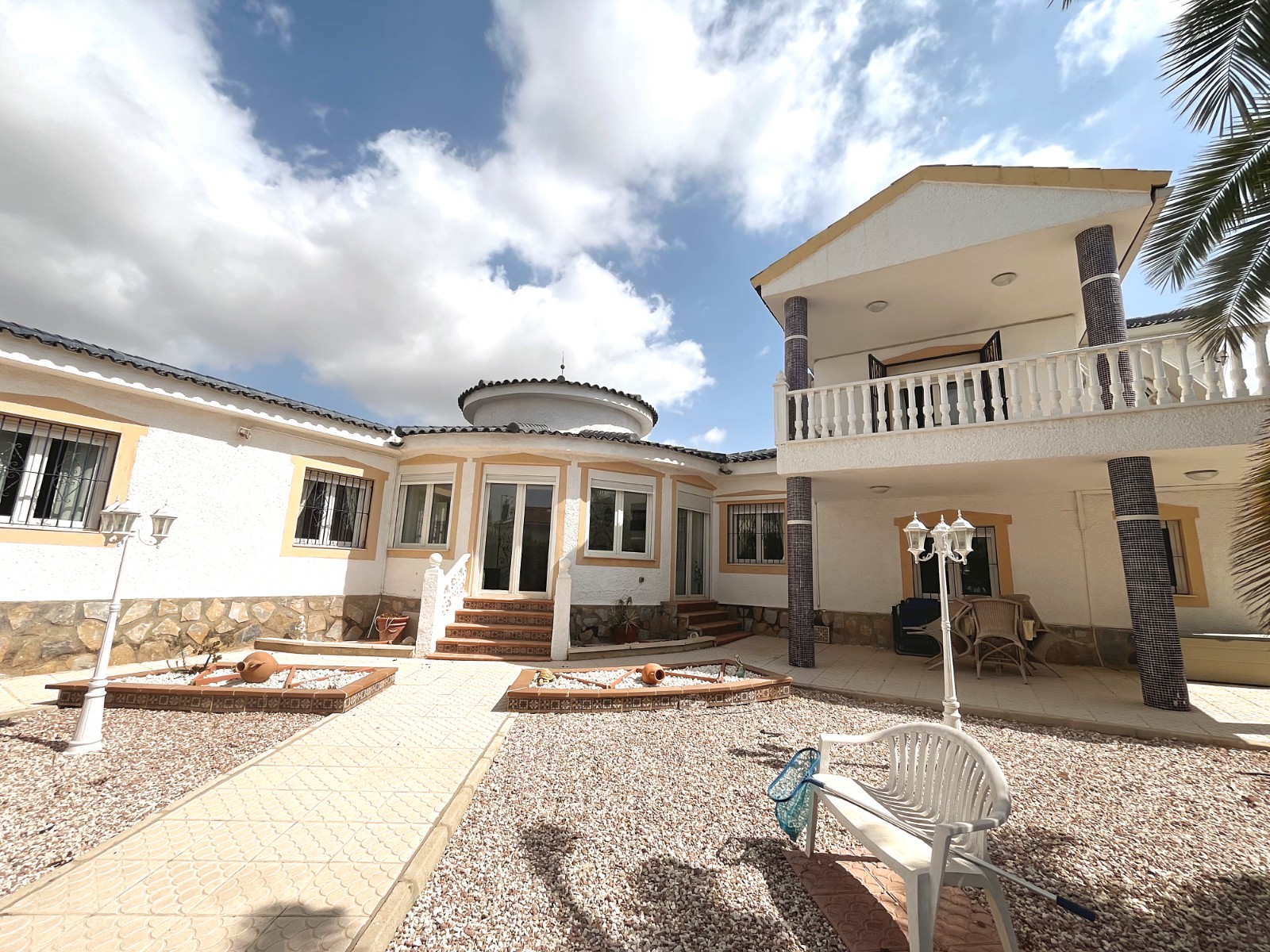 Detached villa with 4 bedrooms and 4 bathrooms in Ciudad Quesada | Ref: VA 5440