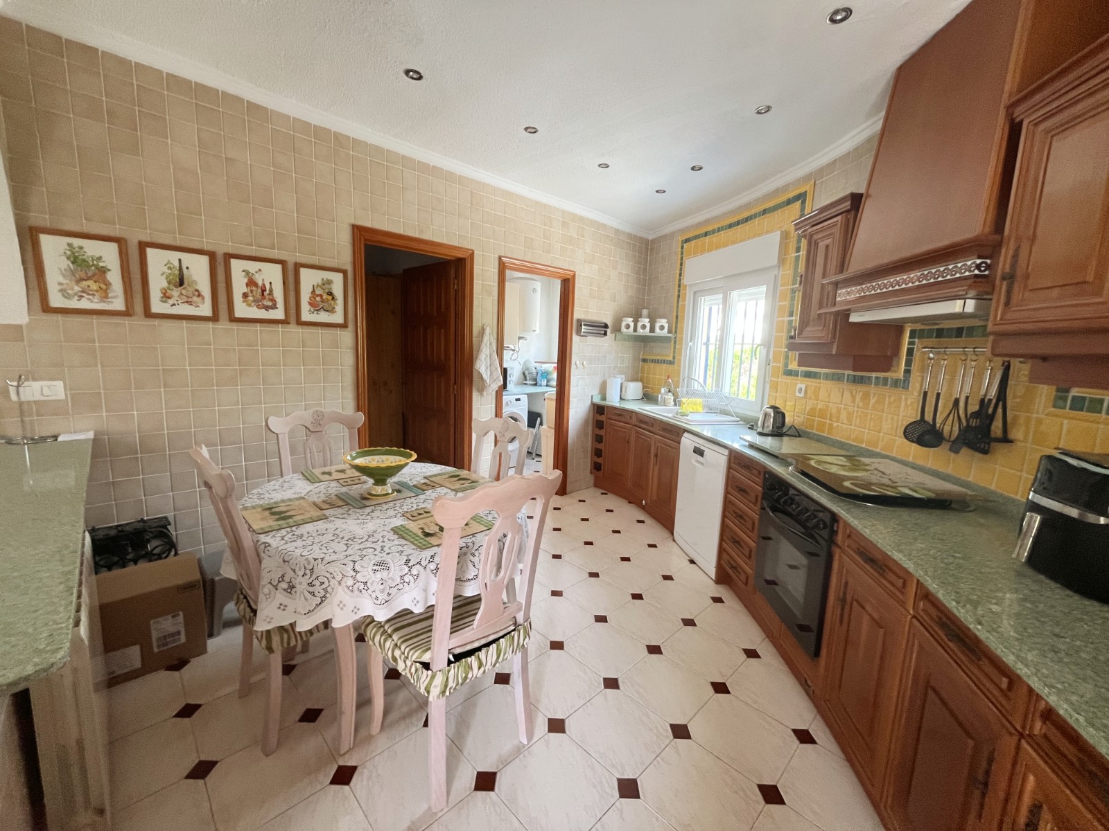 Detached villa with 4 bedrooms and 4 bathrooms in Ciudad Quesada | Ref: VA 5440