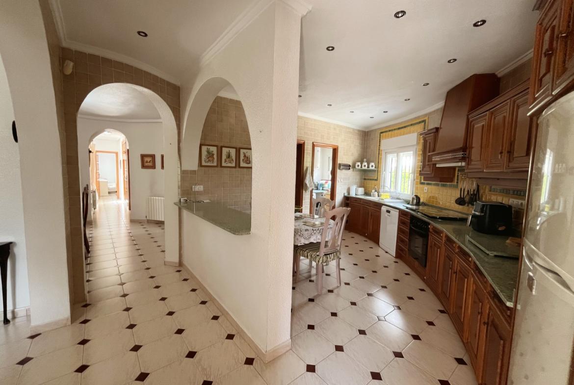 Detached villa with 4 bedrooms and 4 bathrooms in Ciudad Quesada | Ref: VA 5440