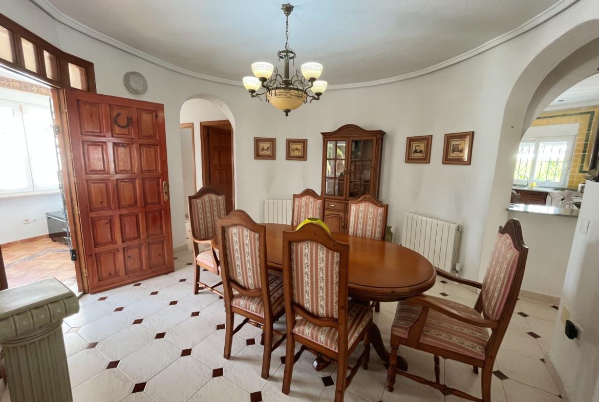 Detached villa with 4 bedrooms and 4 bathrooms in Ciudad Quesada | Ref: VA 5440