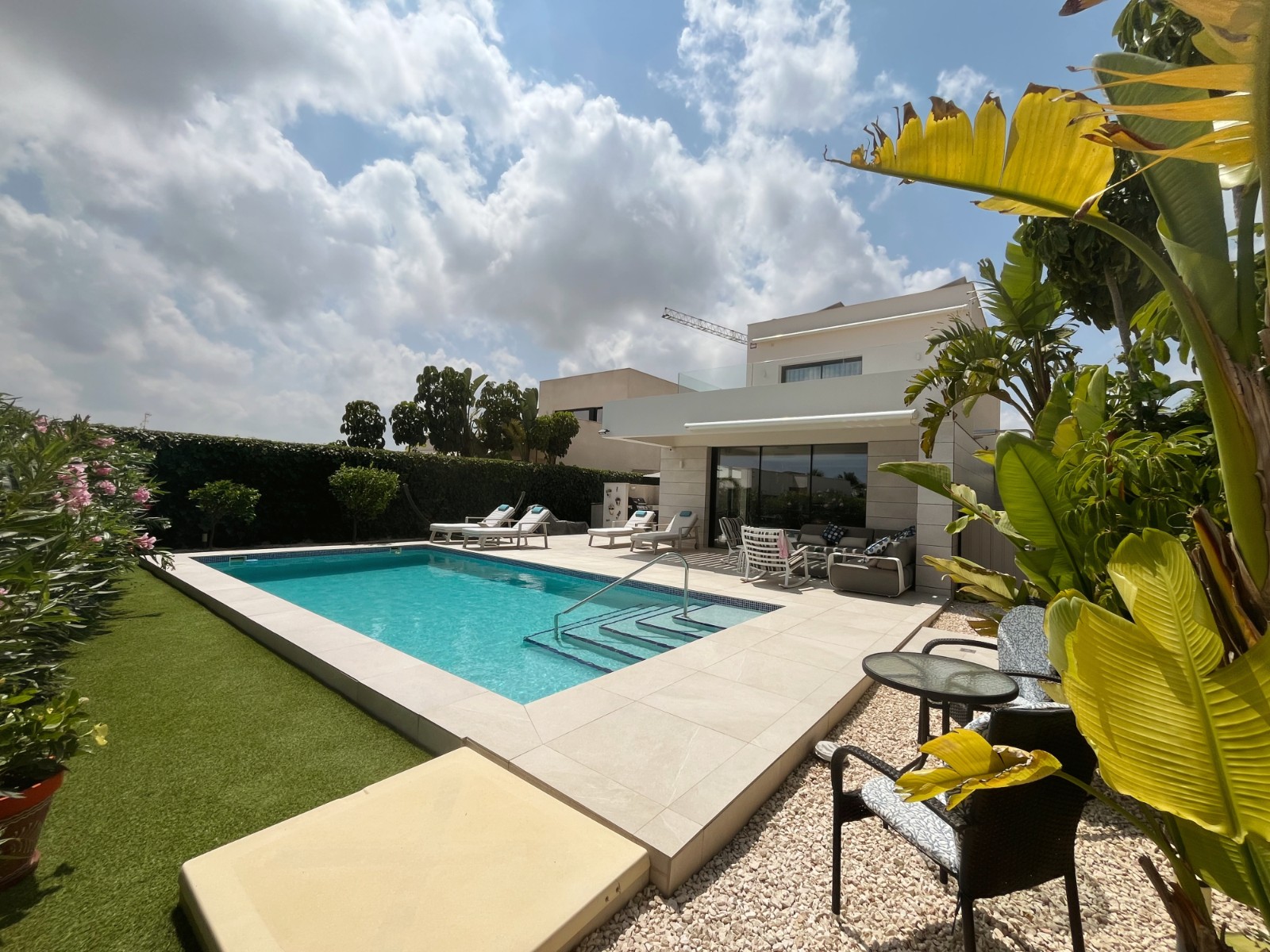 Detached villa with 4 bedrooms and 3 bathrooms in Los Montesinos | Ref: VA5446