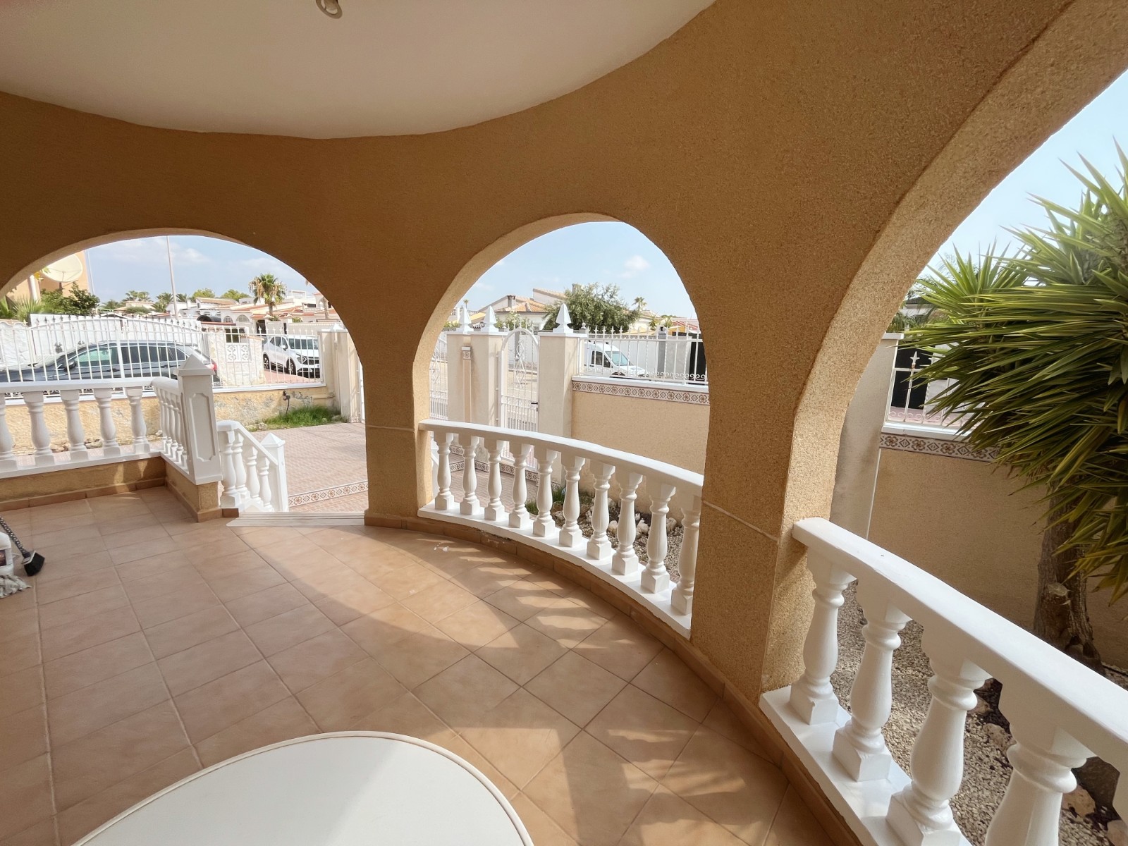 Detached villa with 2 bedrooms and 2 bathrooms in Ciudad Quesada | Ref: VA5447