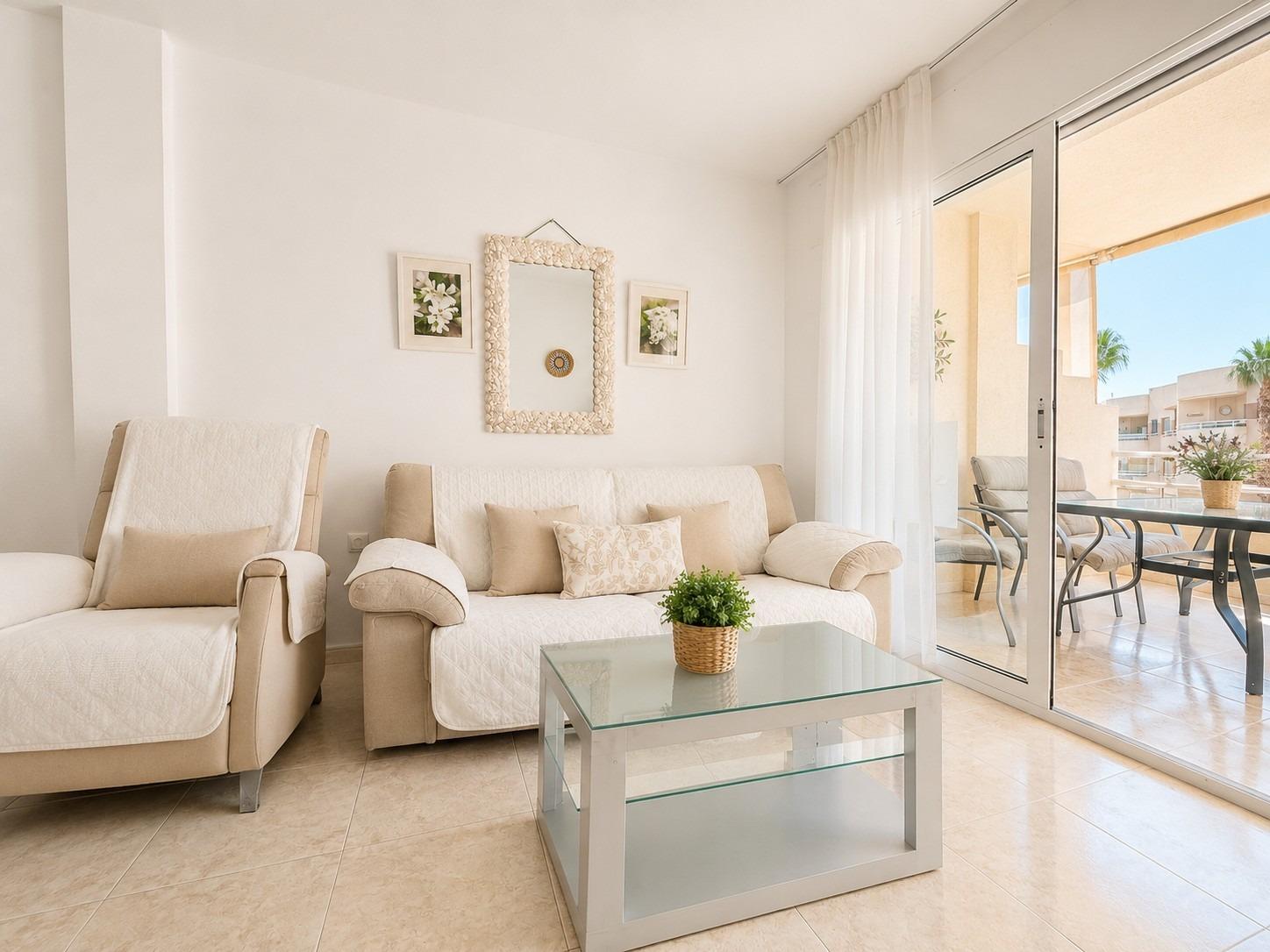 Apartment with 2 bedrooms and 1 bathroom in Dehesa de campoamor | Ref: URE2326-D/6689